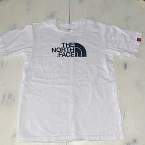 Boys The North Face tee shirt